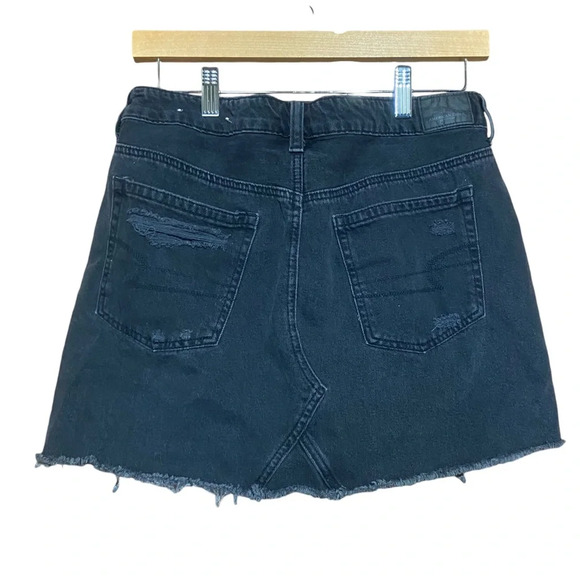American Eagle Black High Rise Buttom Up Distressed Mini Skirt Size 12 - Picture 2 of 8
